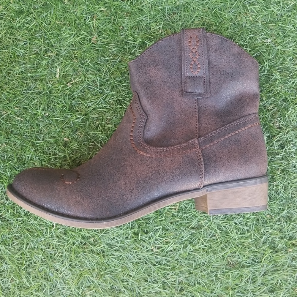 American Rag Cowboy booties